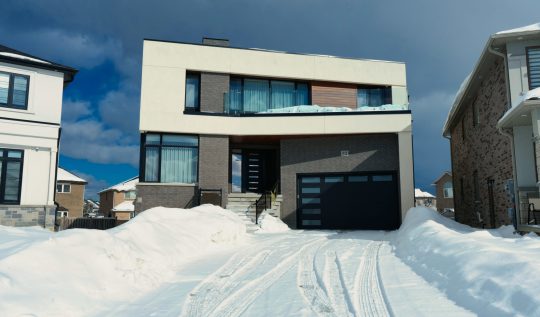 20 Eringate, Hamilton ON